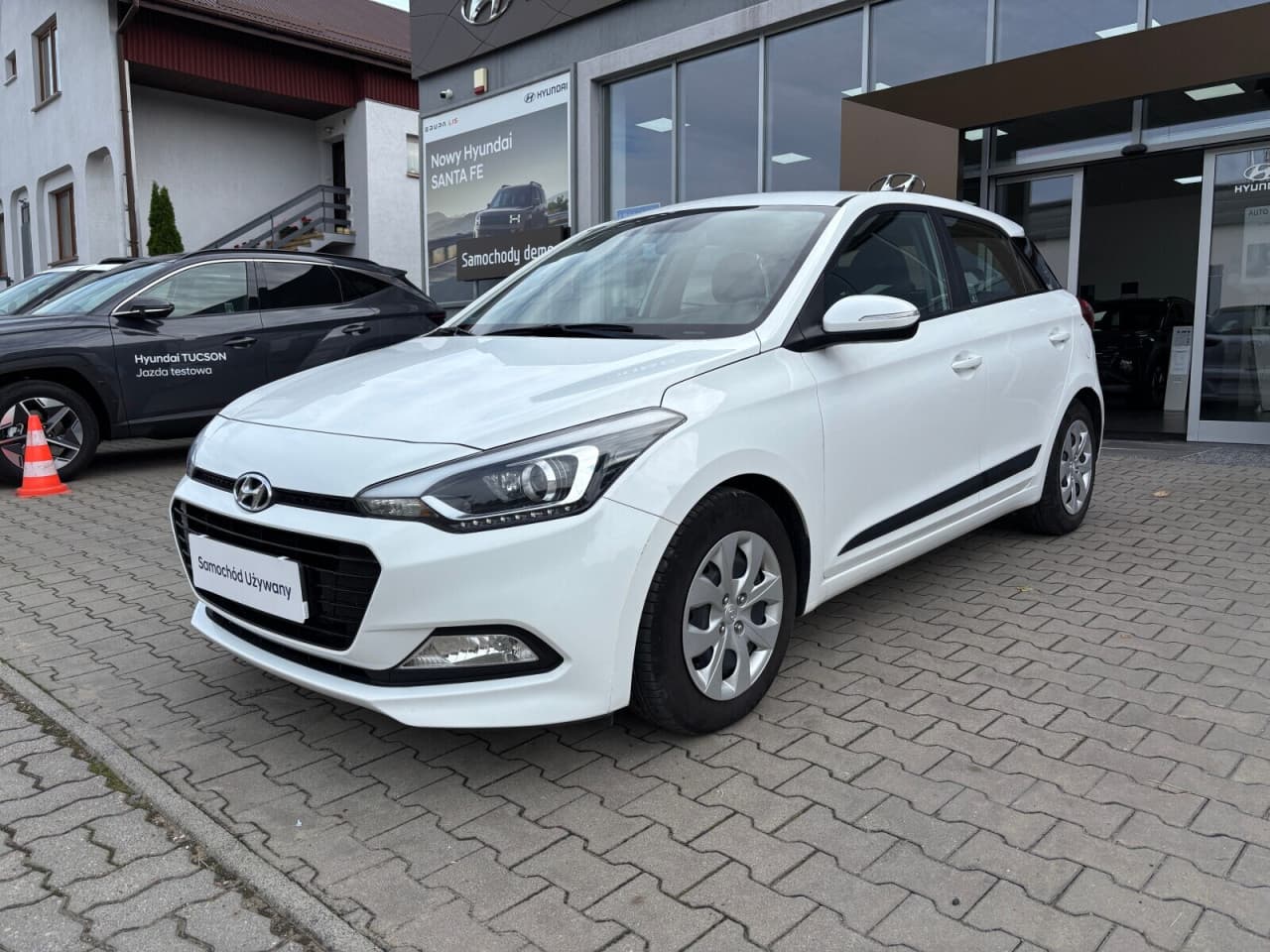 Hyundai i20 - zdjęcie 2