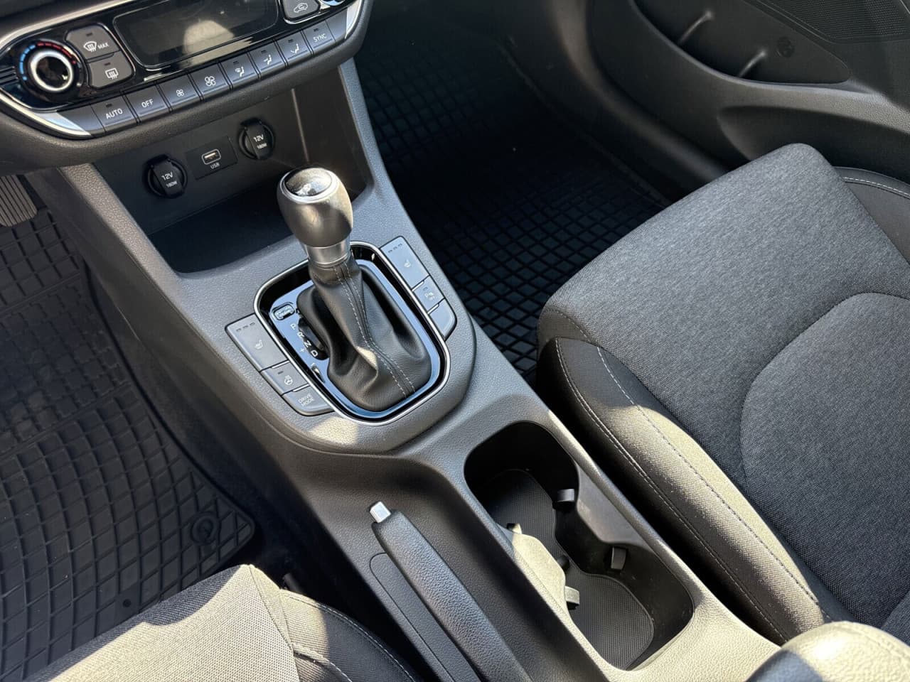 Hyundai i30 - zdjęcie 16