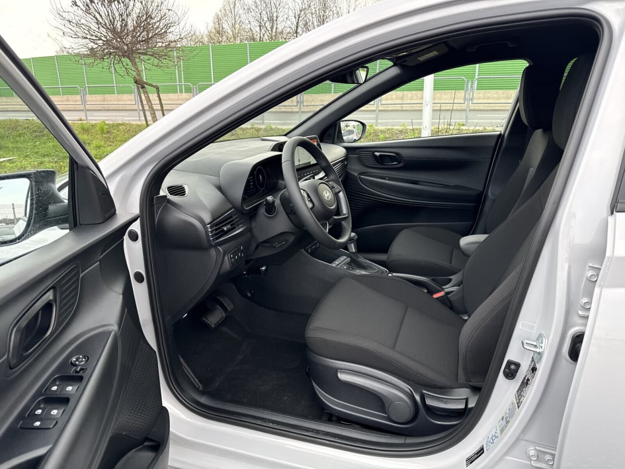 Hyundai i20 - zdjęcie 10