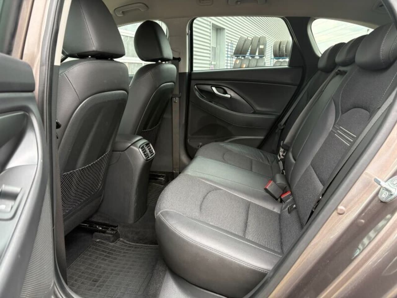 Hyundai i30 - zdjęcie 19