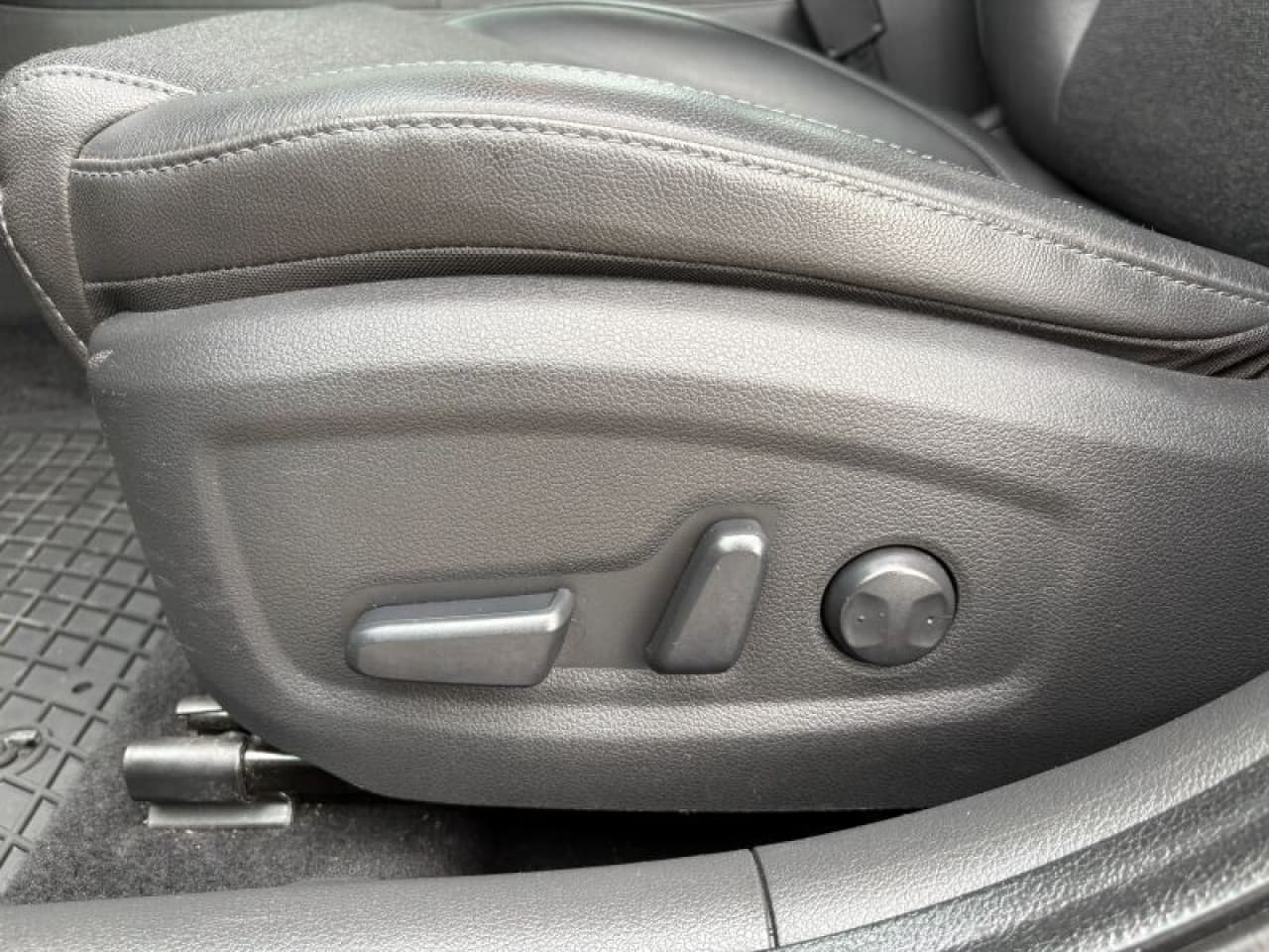 Hyundai i30 - zdjęcie 15