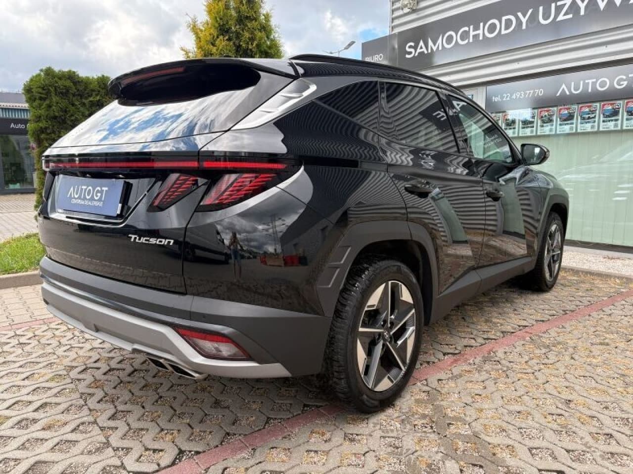 Hyundai Tucson - zdjęcie 2
