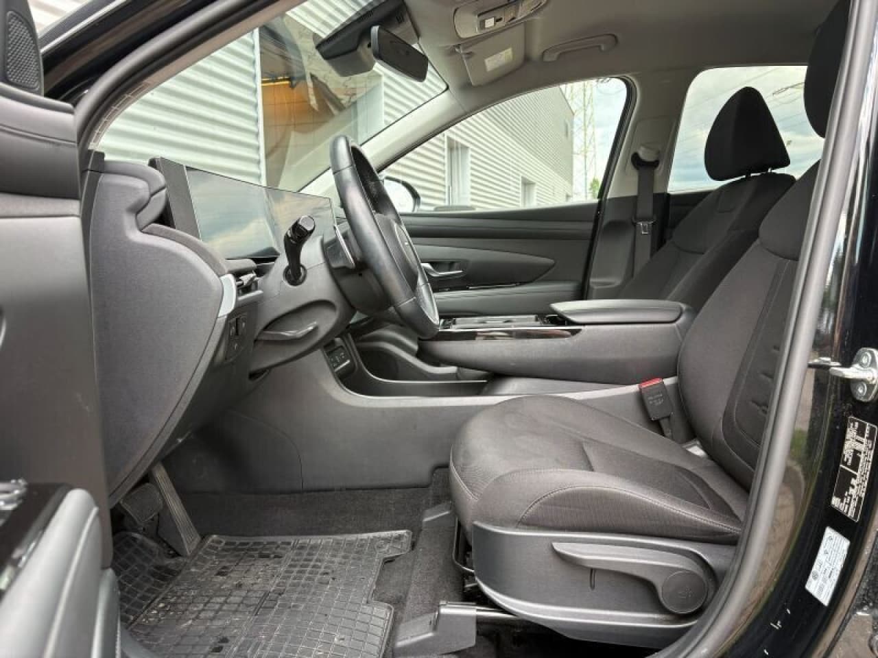 Hyundai Tucson - zdjęcie 9